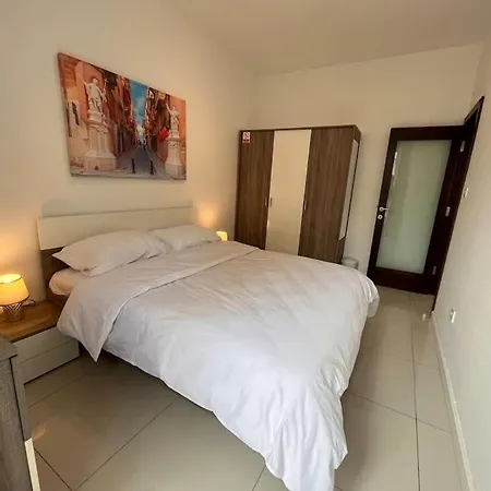 Apartament Cosy 2 Bedroom 1 Gzira